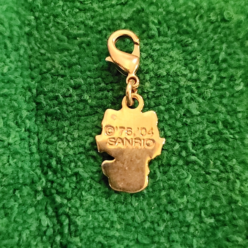 2 Hello Kitty Charms with lobster clasps - Picture 5 of 5